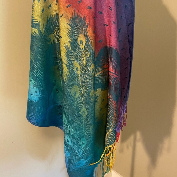 Colorful Pashmina Peacock Feather Print Scarf With Tassels - Picture 2 of 4